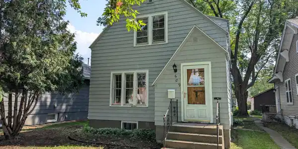 609 5th Street