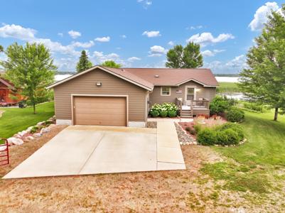 5042 White Gables Road