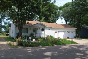 18 W Park Drive