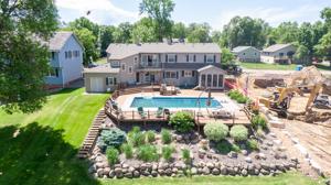 731 Sunshine SE
