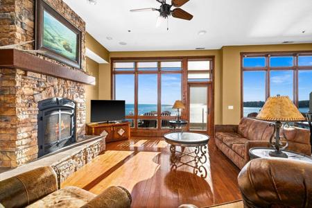 1412 #4-102 Burlington Road