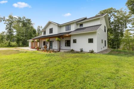 3110 Blueberry Trail