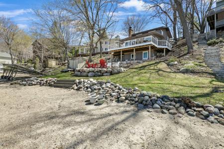 16158 Lakeside SE