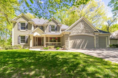 472 Vadnais Lake Drive