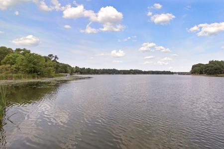 22702 E Martin Lake Drive NE