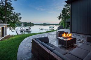 5405 Lake Sarah Heights Drive