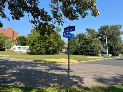 18xx River Avenue
