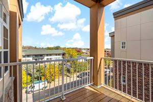 2405 39th NE