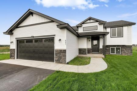 807 Prateria Avenue