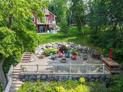 9722 Maple Circle NW