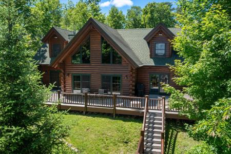 2018 Coontail Drive NE