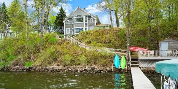 2538 Arcola Lane