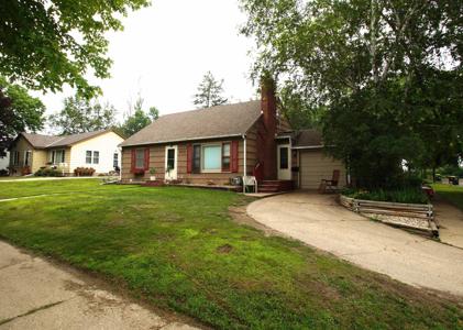 600 7th NW