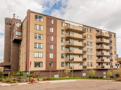 2800 W 44th Street