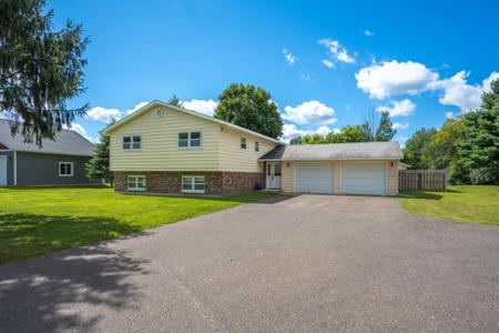 1835 Hines Lakeview Drive
