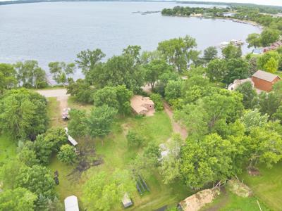23228 N Lakeshore Drive