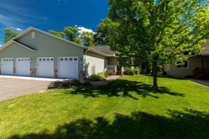 5623 Rush Lake
