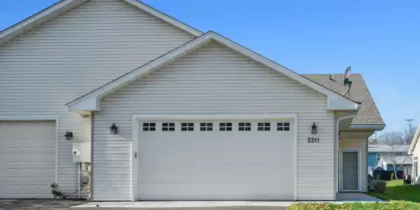 2311 Norwood Lane