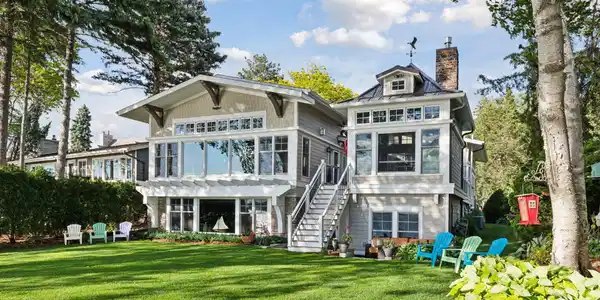 3035 Casco Point Road