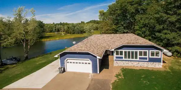 13335 Pokegama Lake