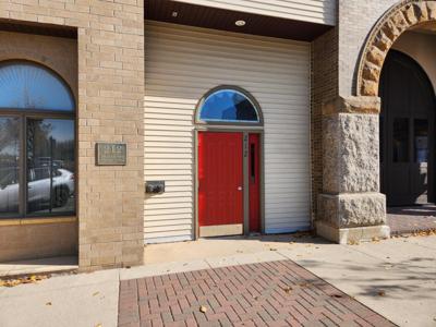 212 N Broadway Avenue