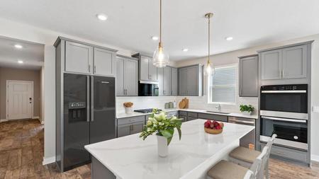 911 Foxglove Terrace