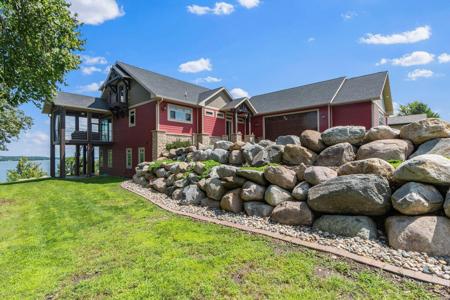 13801 Schuelke Beach Road NW