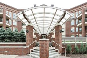 501 Main Street N
