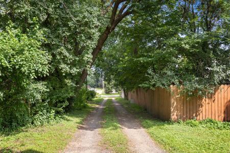 3214 Groveland School Road