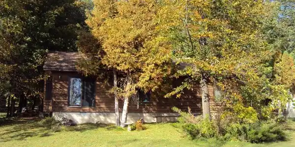 9269 Dorothy Trail