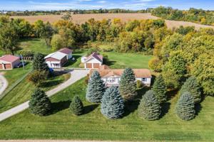20560 Cedar Lake Trail