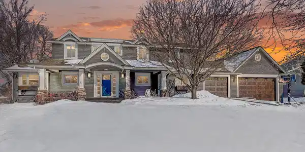 995 Wildhurst Trail