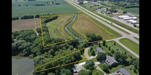 5115 Hwy 71 NE