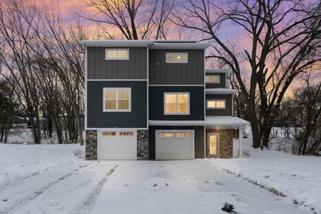 2817 Victoria Street N