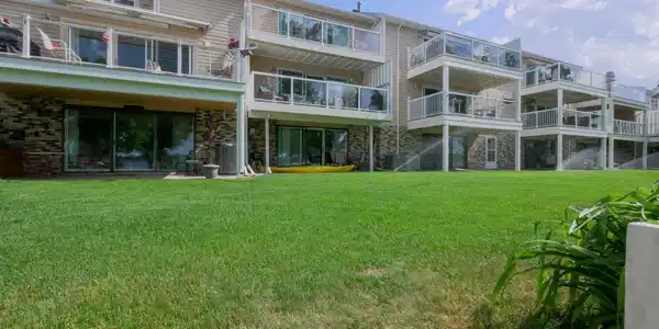 3610 Nokomis NE