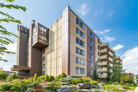 2800 W 44th Street