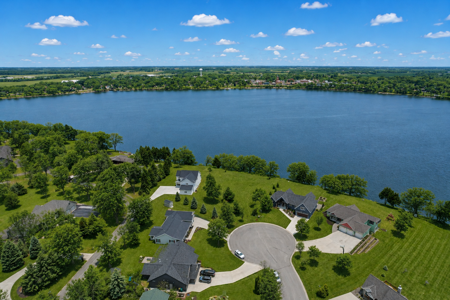 432 Lake Court