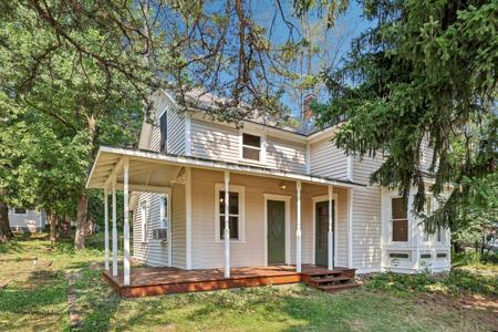 3032 Saint Croix Trail S