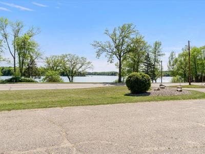 25222 Tame Fish Lake Road