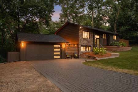 401 Birchwood Avenue