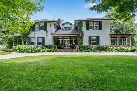 3307 N Nokomis NE