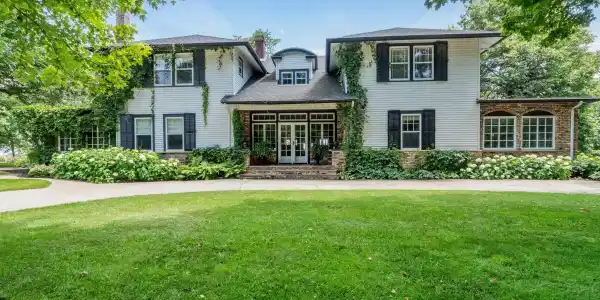 3307 N Nokomis NE