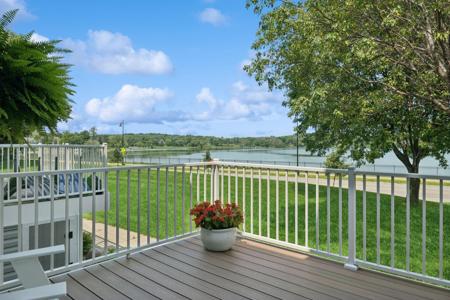 1601 W Wayzata Boulevard Unit G