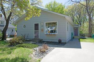 112 Dahlia Street