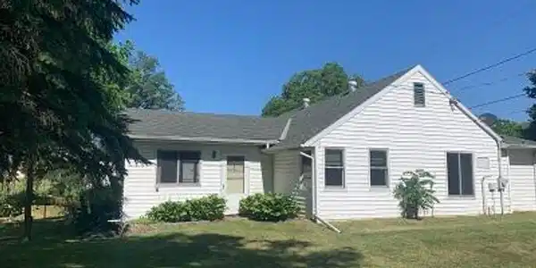 307 6th NW