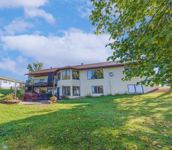 21281 Dovre Road