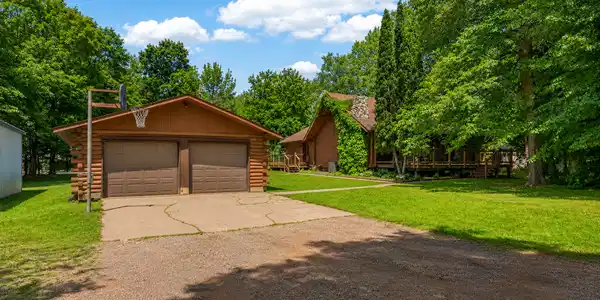 11897 Elm Circle