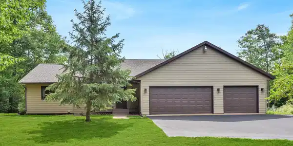 25464 Eagle Drive
