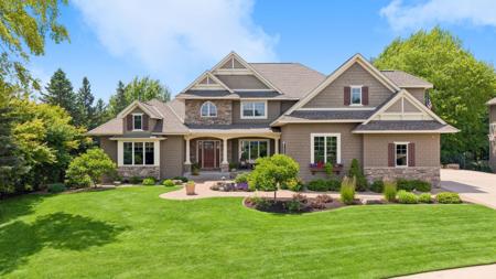 2932 Fairway Drive