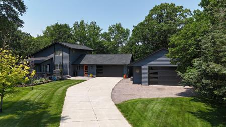 16568 Maplewood Road